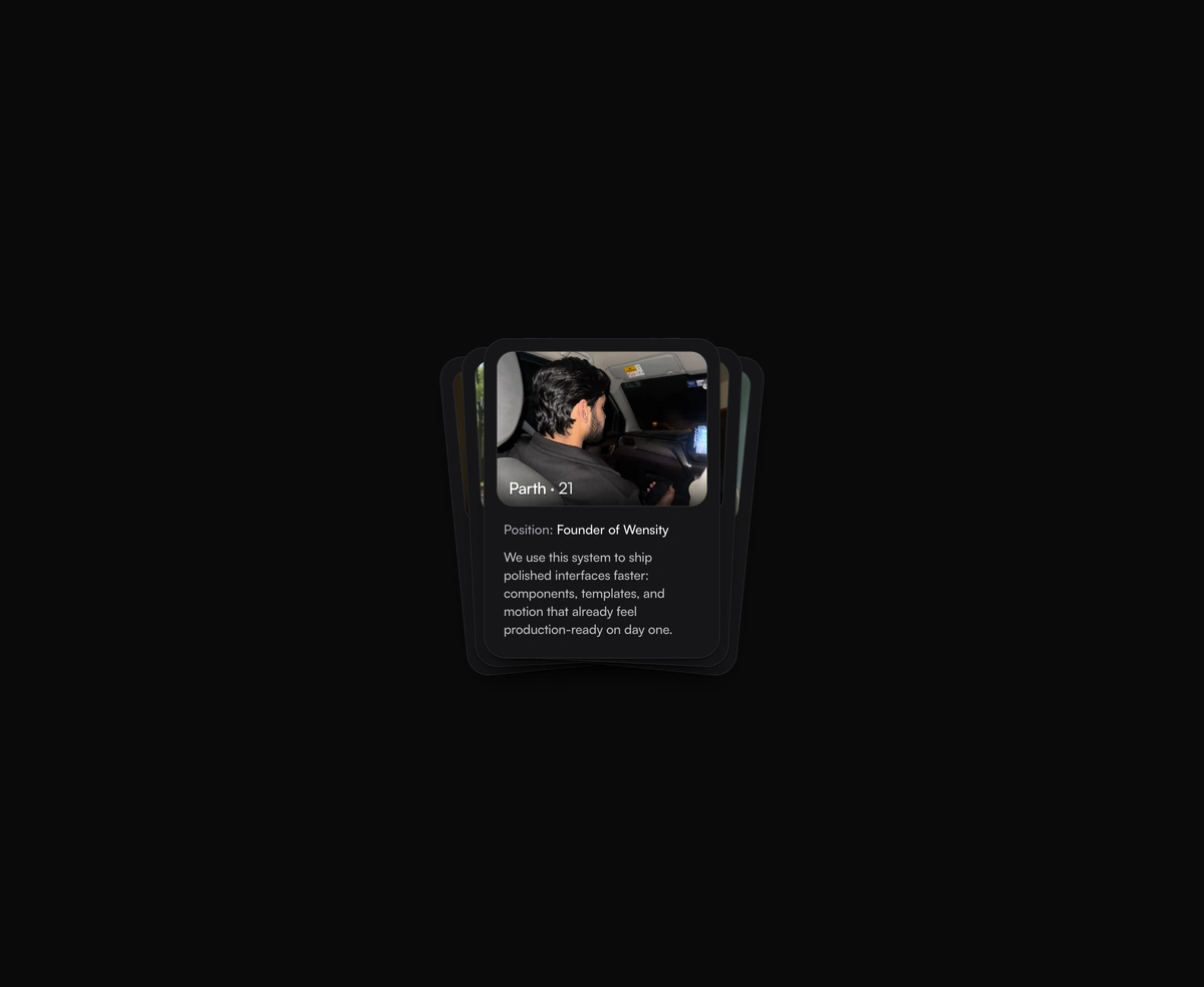 Fan Hover Card Stack component preview